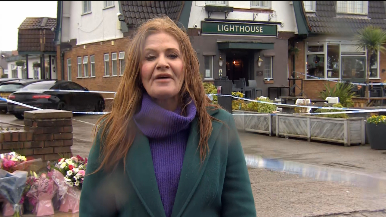 12.27 - 12.55.00 - ITV News Granada Reports. All the latest news, spo....ts_snapshot_04.54.116
