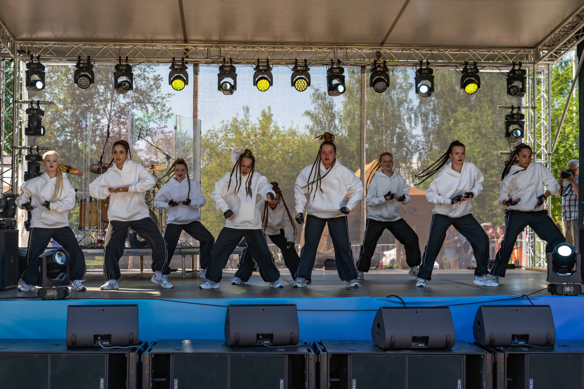 2024.07.27_R5 T35-150_02400