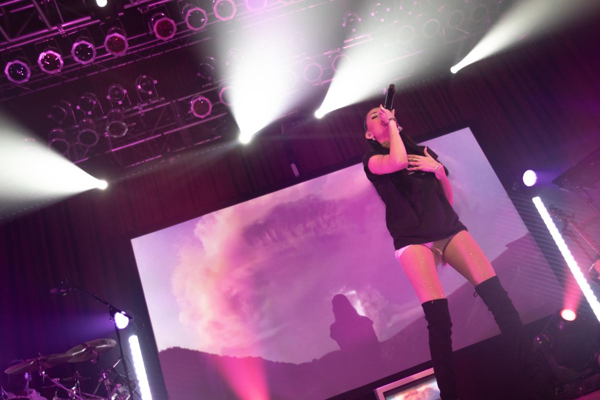 madison-beer-performs-at-house-of-blues-in-san-diego-04-27-2018-