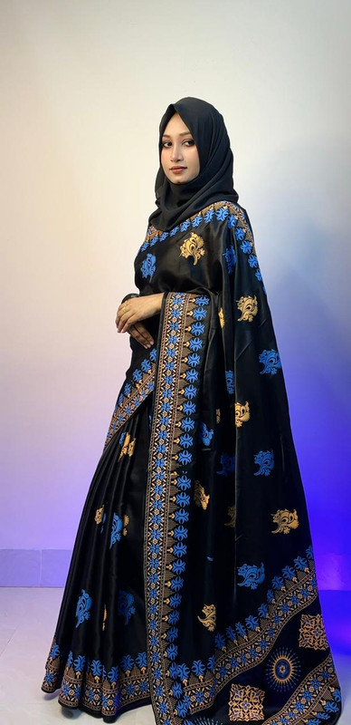 বোধুয়া বেনারশি প্রিন্ট শাড়ি কালো কালার