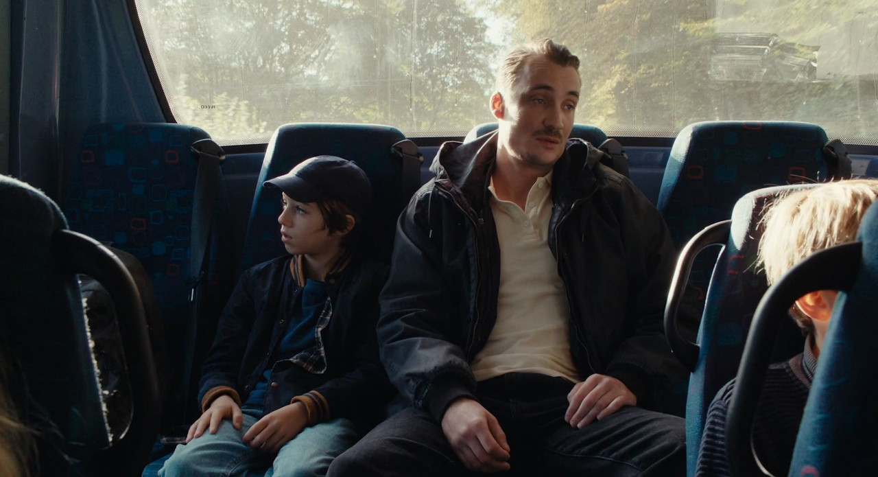 Quand.vient.l'automne.2024.FRENCH.1080p_01_12_38_00_435