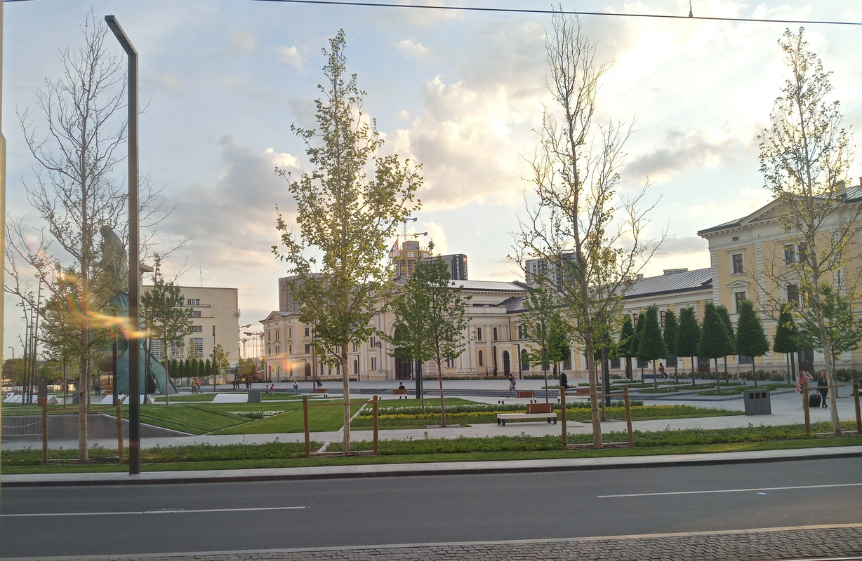 20210527_193647_HDR(1)