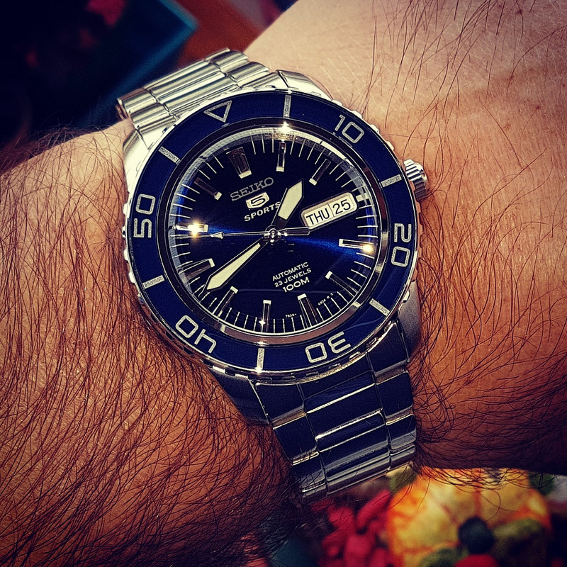 Seiko 5 SNZH53 Cal. 7S36 100M (1)