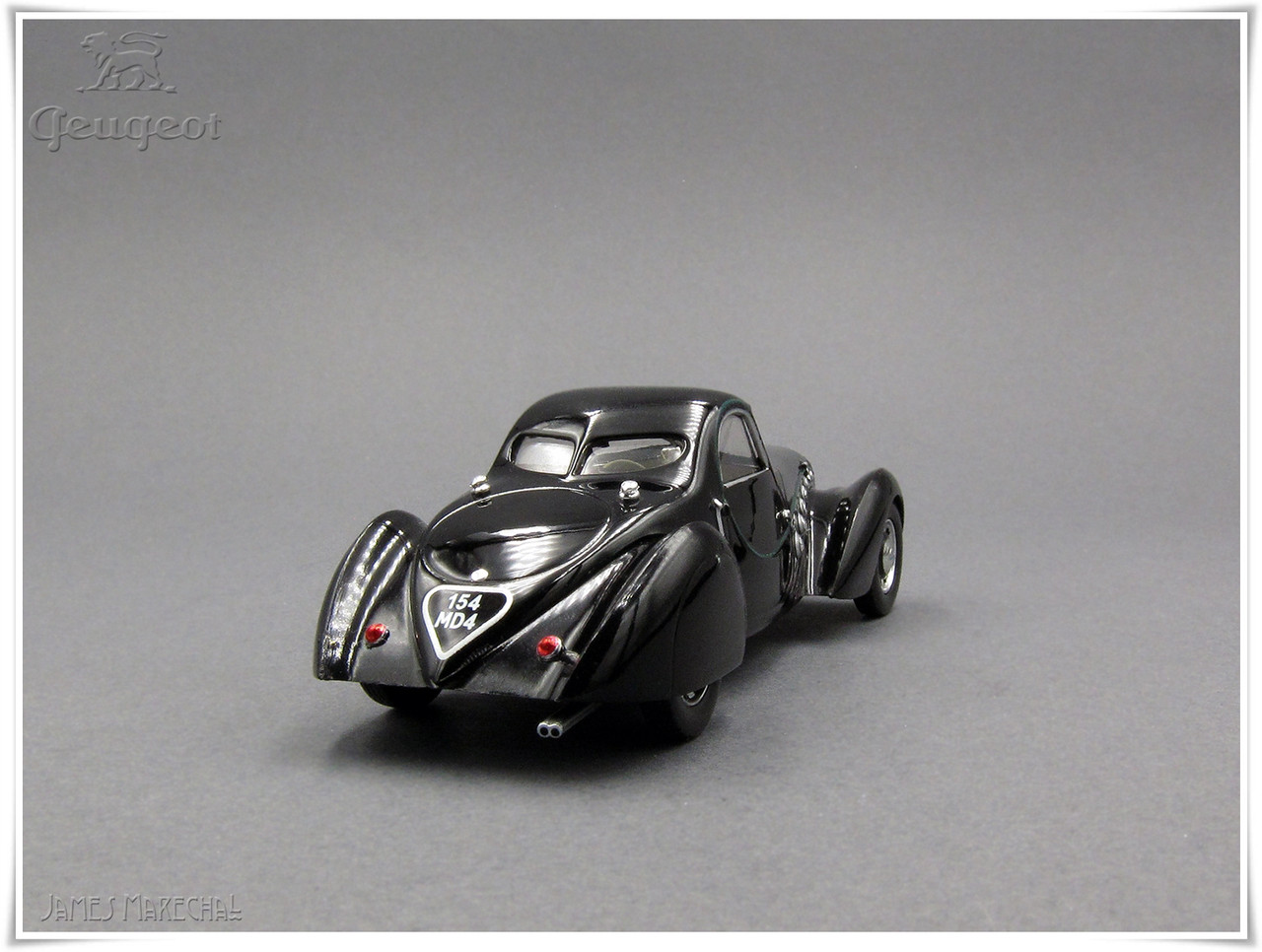 Peugeot 302 Coupe Darl mat (2) Nor