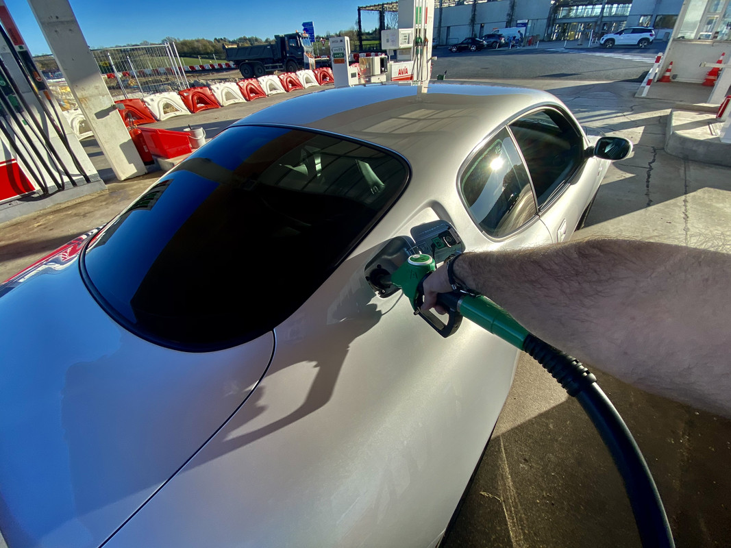 3E573BE7-0B04-435A-A283-730FFF246A4B