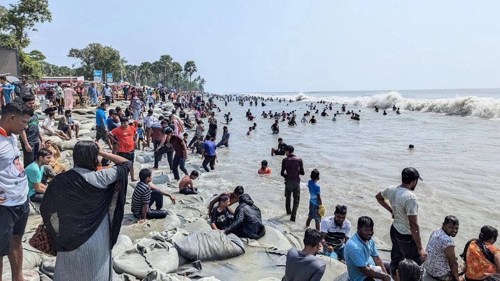 কুয়াকাটার তিন শতাধিক হোটেলে অগ্নিনিরাপত্তার বেহাল দশা, ছাড়পত্র আছে একটির!