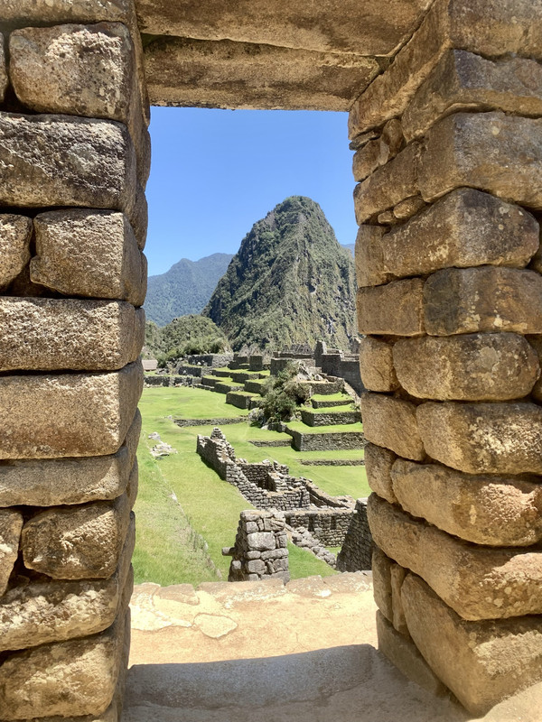 563A3884-5DE3-4209-9A51-1D1823C5D8F0