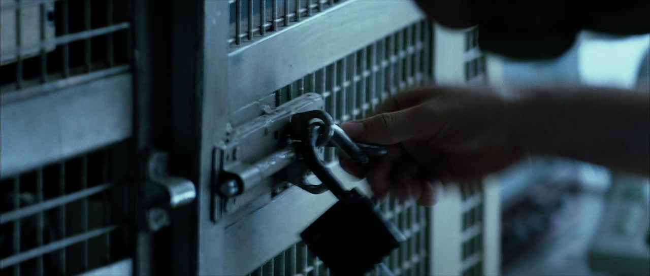 Spy Game (2001) (1080p BluRay x265 FreetheFish)-1