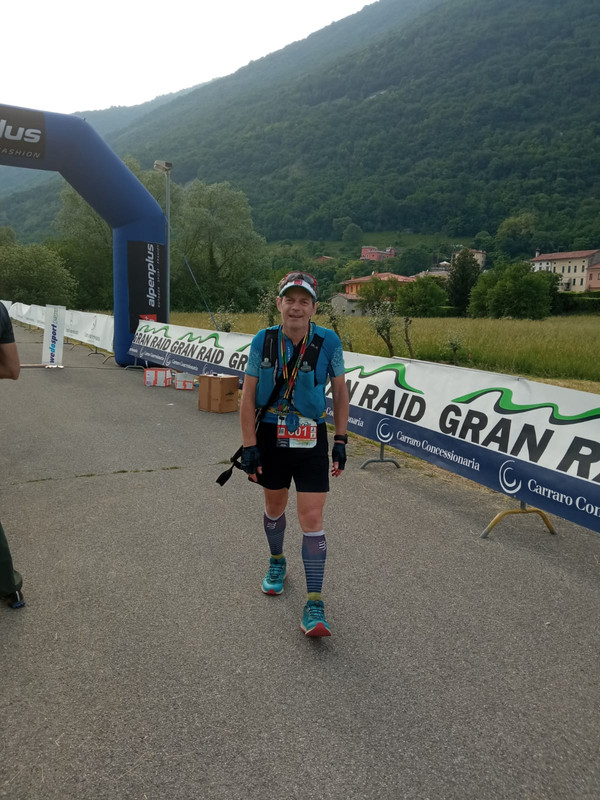 CACC0F96-4F73-4FC9-8475-AD815C52D53E