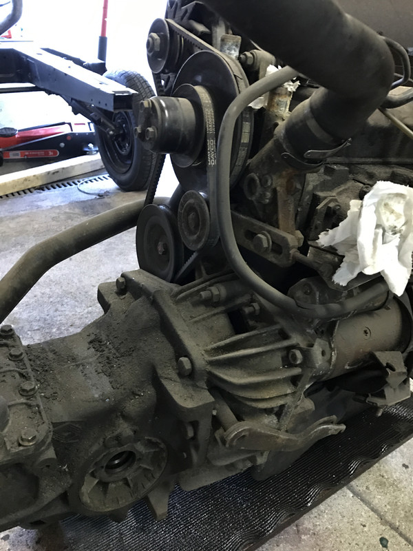 Restauration 4L (1081)