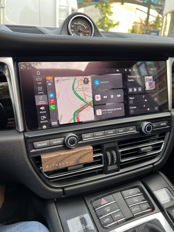 B013651E-8AC7-4F13-8CD0-32301B63F3EC