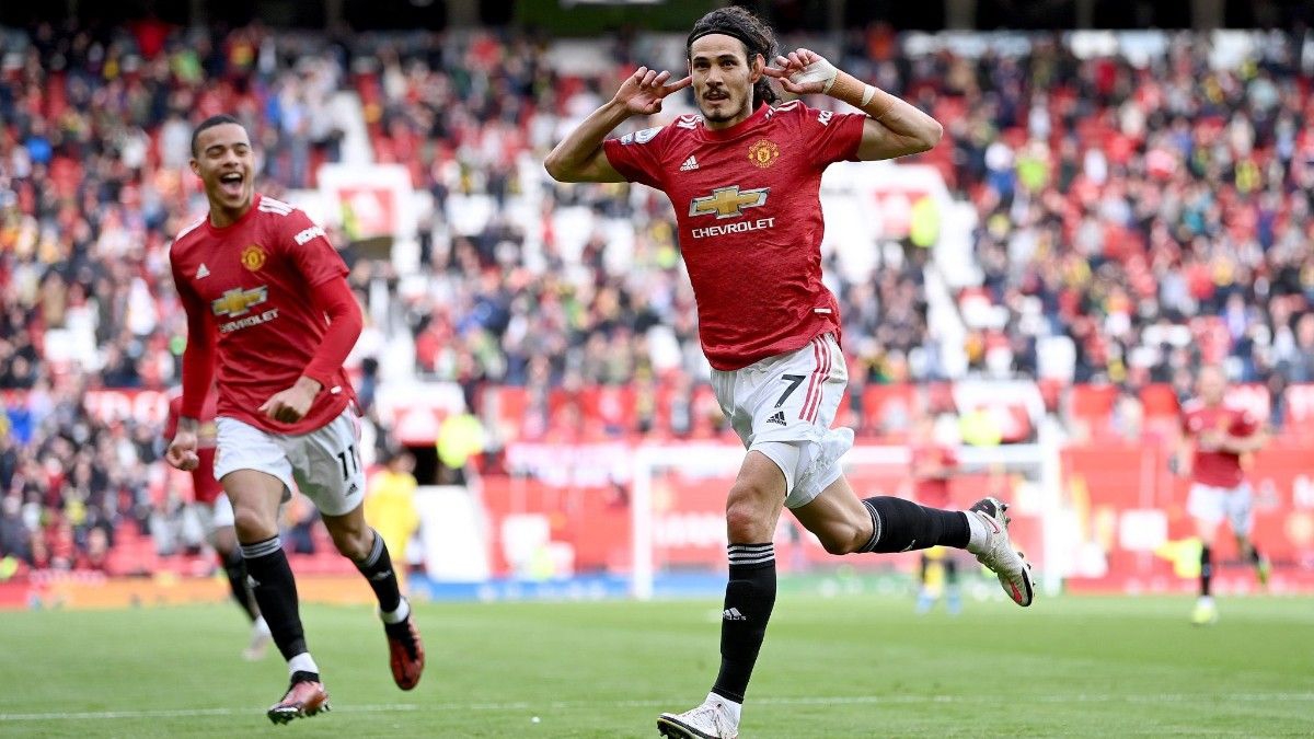 Edinson Cavani reacciona a insultos de los fanáticos del Manchester United