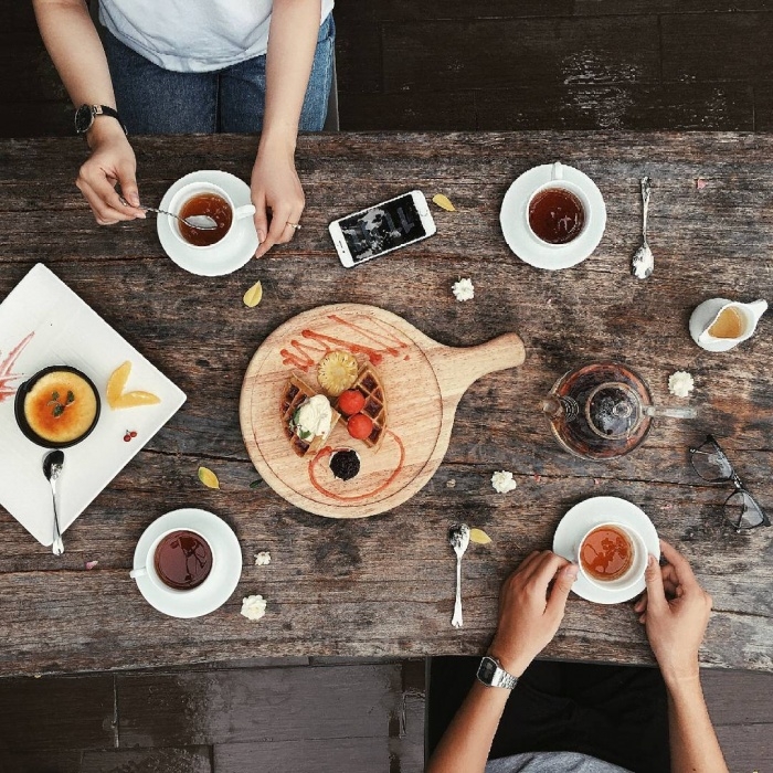 Tranh nhau 'sống ảo' ở 12 quán cafe có góc check-in bao trọn Hồ Tây - ảnh 23 tranh nhau "song ao" o 12 quan cafe co goc check-in bao tron ho tay - anh 23