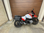 B0997786-3B6E-4522-988E-48F4830F9824