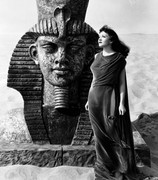 claudette-colbert-d29
