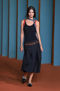 Emily-Ratajkowski-Sheer-Tory-Burch26NYFW221