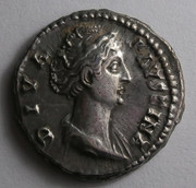 Denario de Faustina I. AVGVSTA. Ceres estante a izq. Roma. IMG-0758