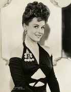 paulette-goddard-mc92