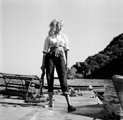 Yvette-Mimieux-c05