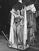 Julie-Newmar-mb65