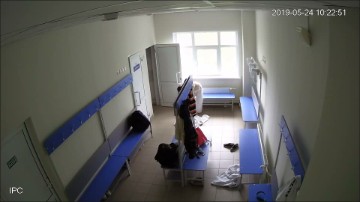 [Image: Voyeur23385120633.jpg]
