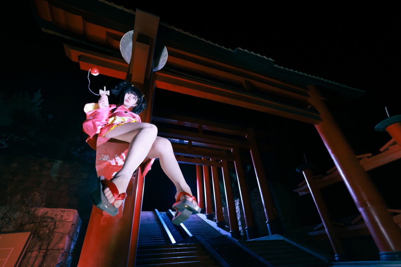 g44不会受伤《甲铁城的卡巴内瑞 无名》写真照，和服小姐姐的治愈系夜拍插图1