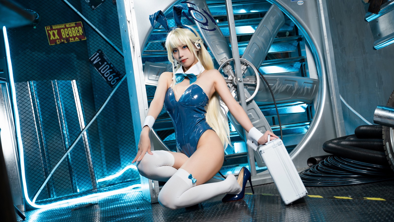 三無人型美女写真：飞鸟马时兔女郎战斗服 COS（60P／389.1M）插图2