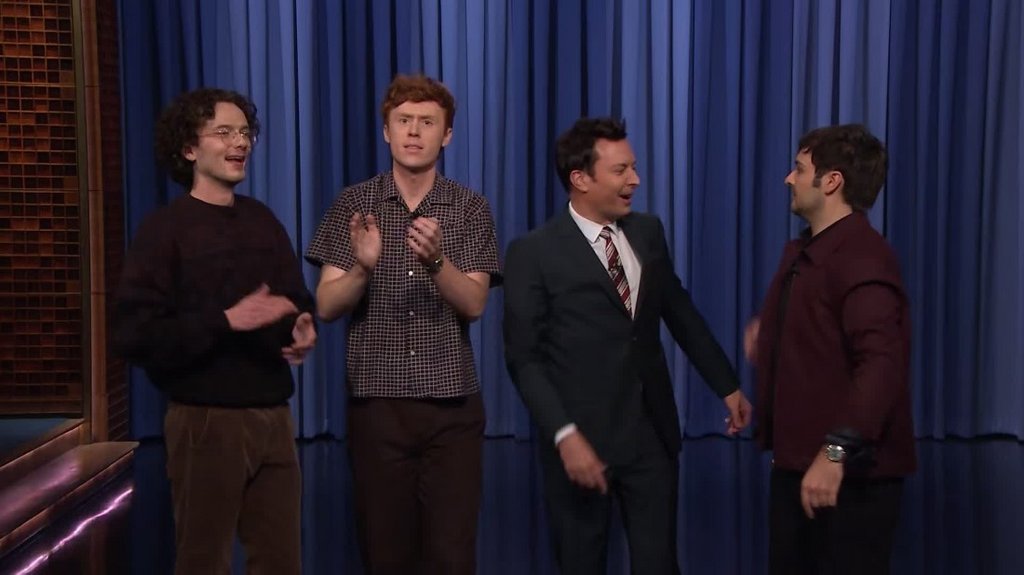 [Image: 8cx4ttce94tw.jpg]