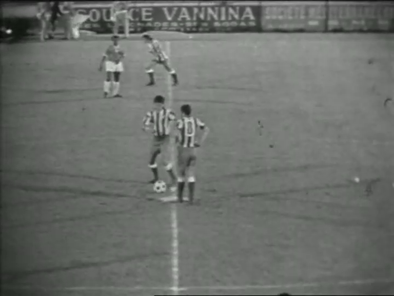 Recopa de Europa 1972/1973 - Dieciseisavos de Final - Ida - Bastia Vs. Atlético de Madrid (576p) (Francés) Vlcsnap-2023-01-31-18h02m10s814