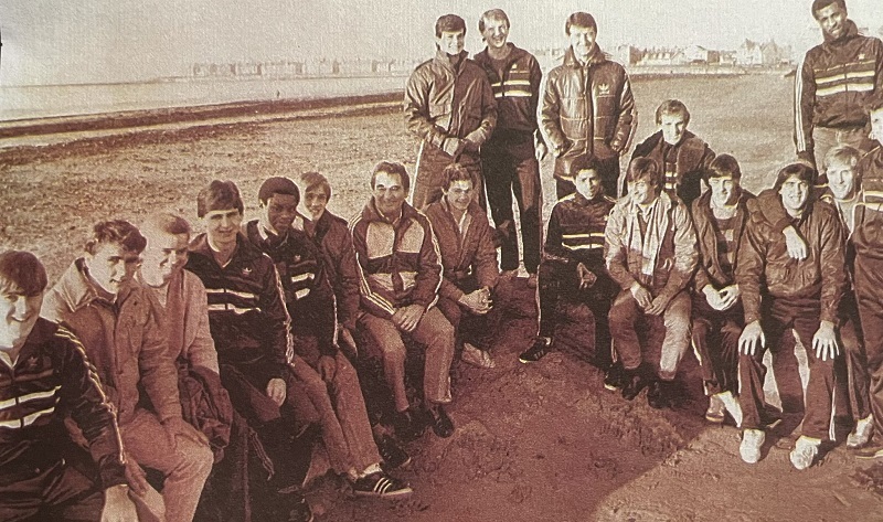 [Image: Glasgow-before-beating-Celtic.jpg]