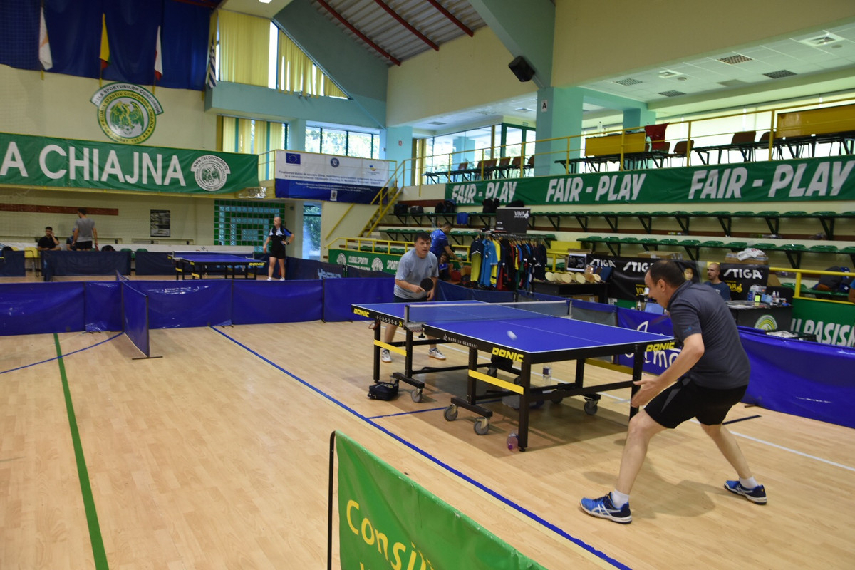 1993525E-4988-4CF3-9605-140ADB568A39