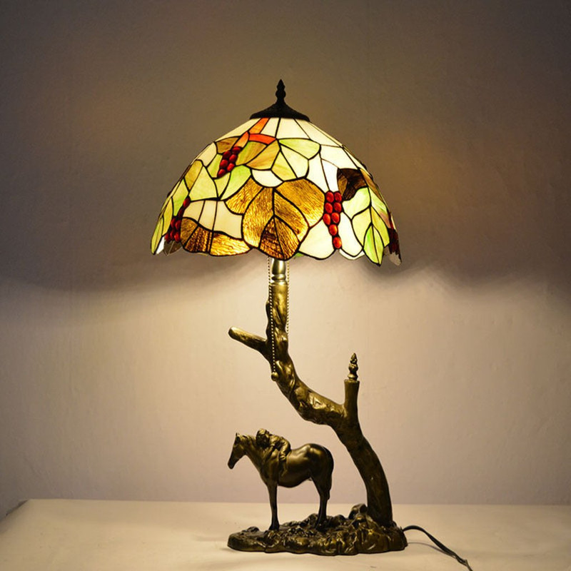 lamp-tiffany-horse.jpg