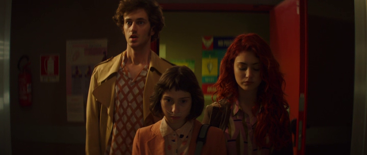 vlcsnap-2021-12-30-19h07m14s829