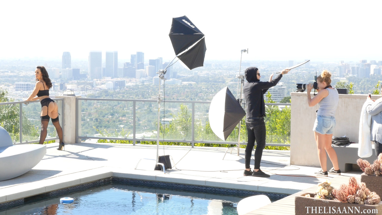 L@nn - N3gr3@d@@tr@$DE$c3n@ - 0404194K.mp4_snapshot_00.19.319