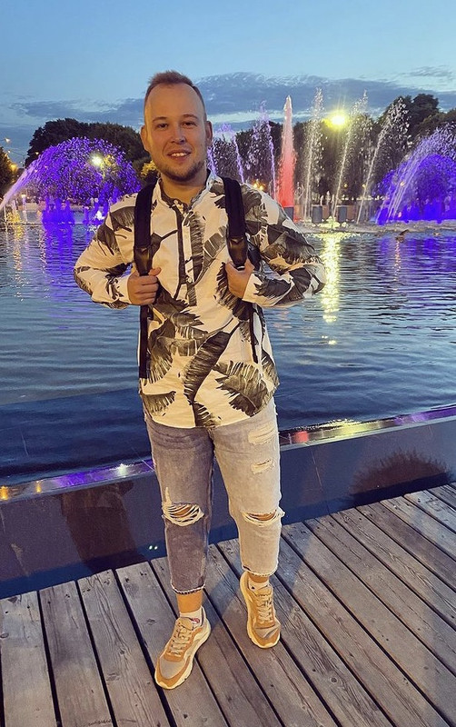 0DD8F891-302F-49DE-AA68-3E5F7097517D