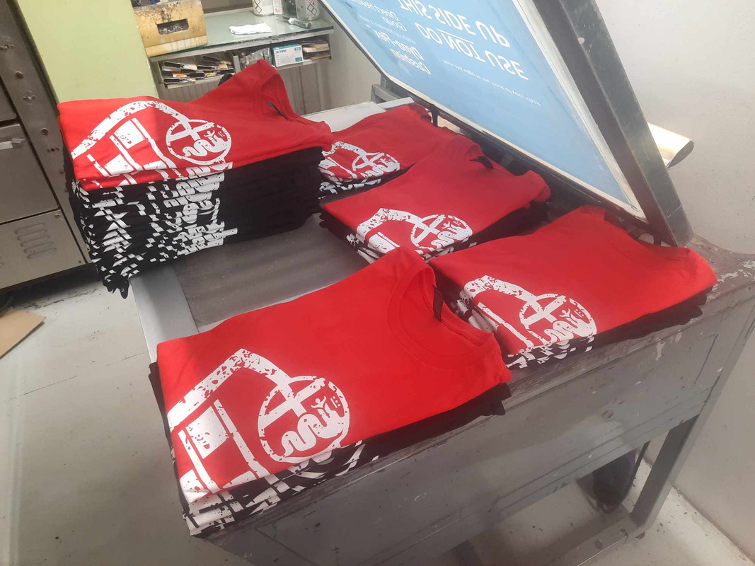 Messenger_creation_cc18bc6b-530e-4b18-a1b6-cdd1cc736f2d