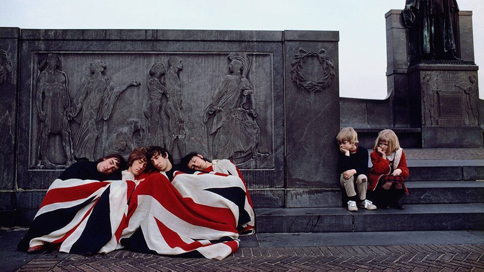 The-Who-flag-and-kids.jpg