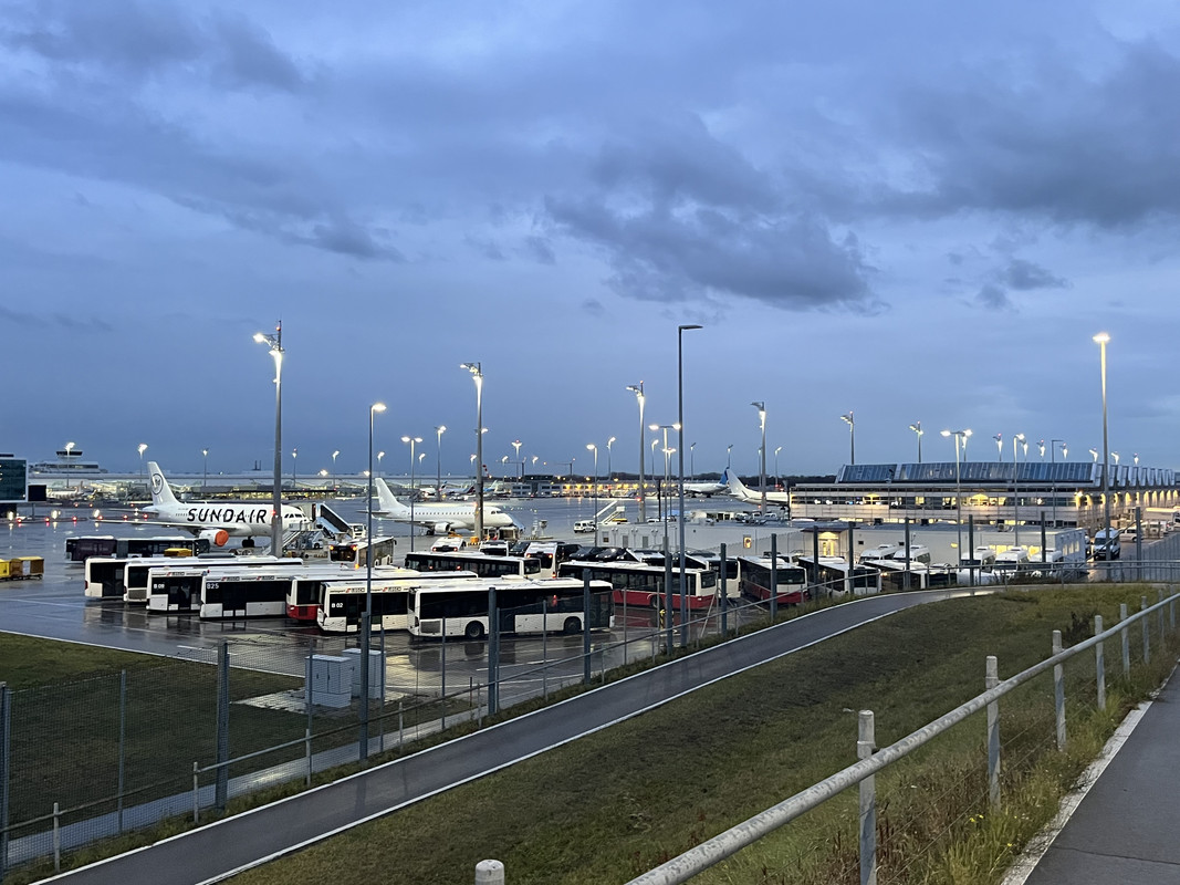 20EEAF9A-5780-4477-9094-67C1E4EDECB5