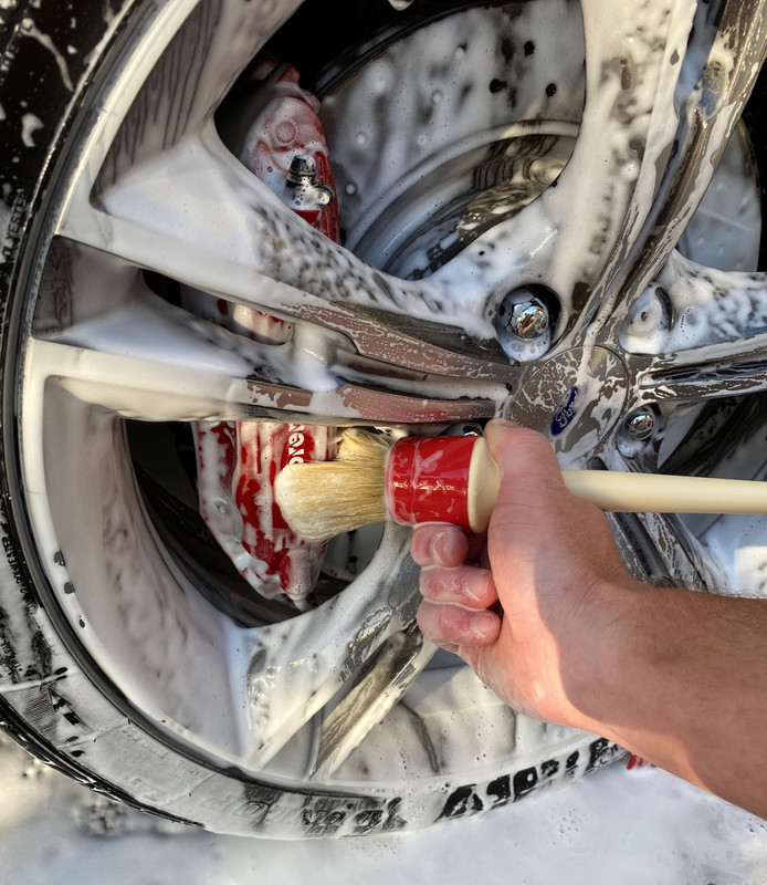 Blog: Wheel & Tire Cleaning Detailing Guide - The Adam's Detailing Library  - Adams Forums