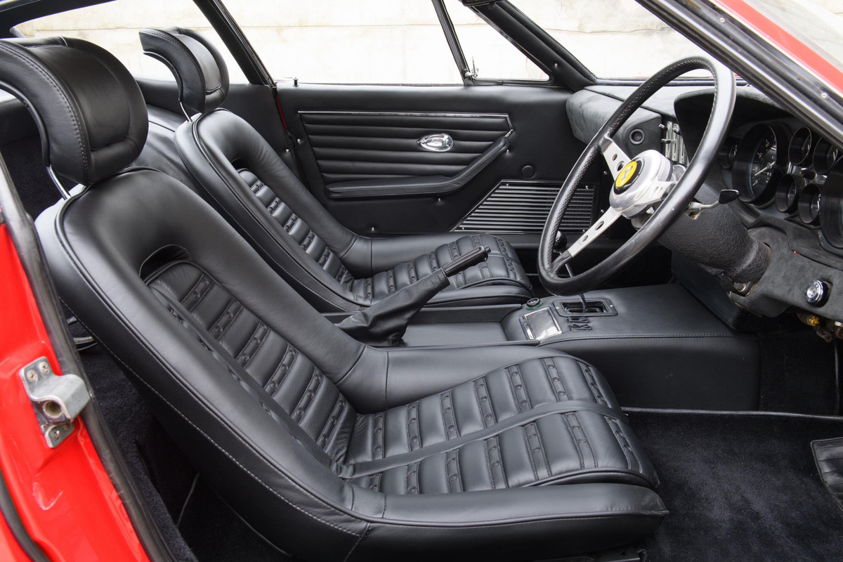 Elton John's 1972 Ferrari 365 GTB4 Daytona (12)