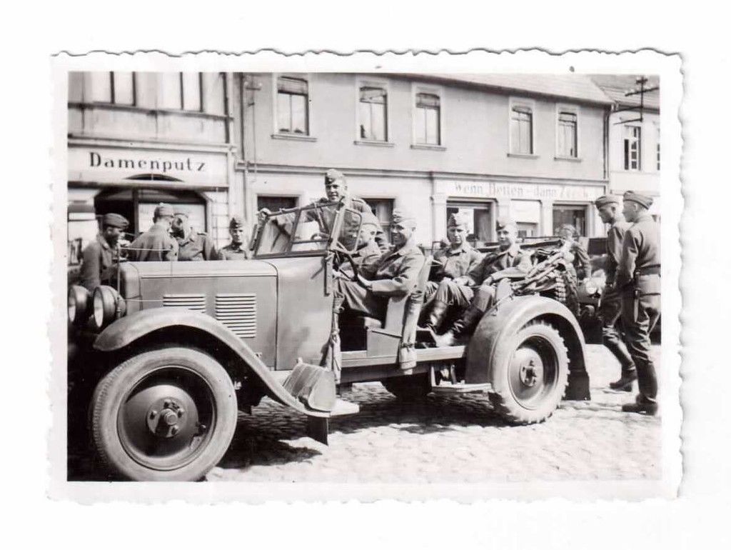 Foto 2.WK Jeep Geländewagen in Rummelsburg Pomme