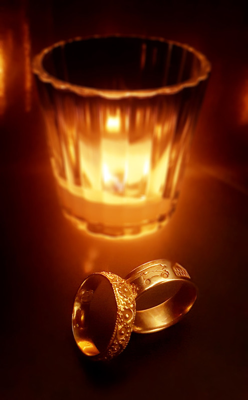 Gold-Wedding-Ring.jpg