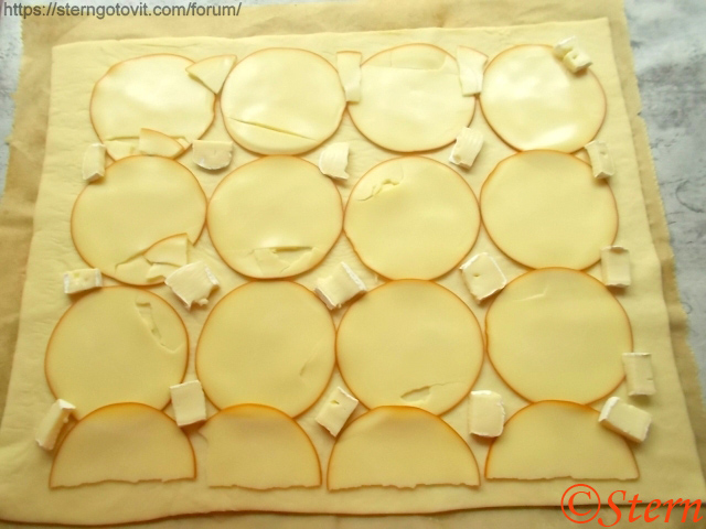 Пицца с цукини и копчёным сыром