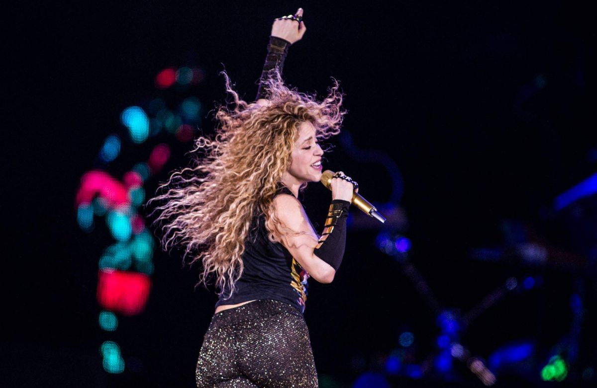 shakira-performs-at-el-dorado-world-tour-in-amsterdan-06-09-2018