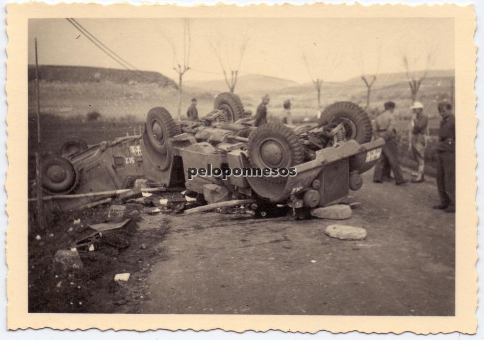 Orig. Foto Unfall leich. Einheits Pkw Kübelwagen