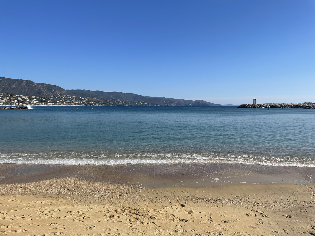 544203A7-29E8-426A-BF35-C4836784C92E