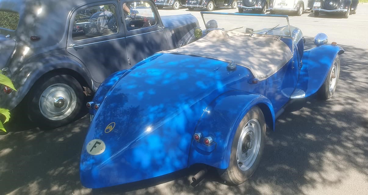 Rosengart SuperTraction roadster 8 B. de Boer-ex Robert Roalde