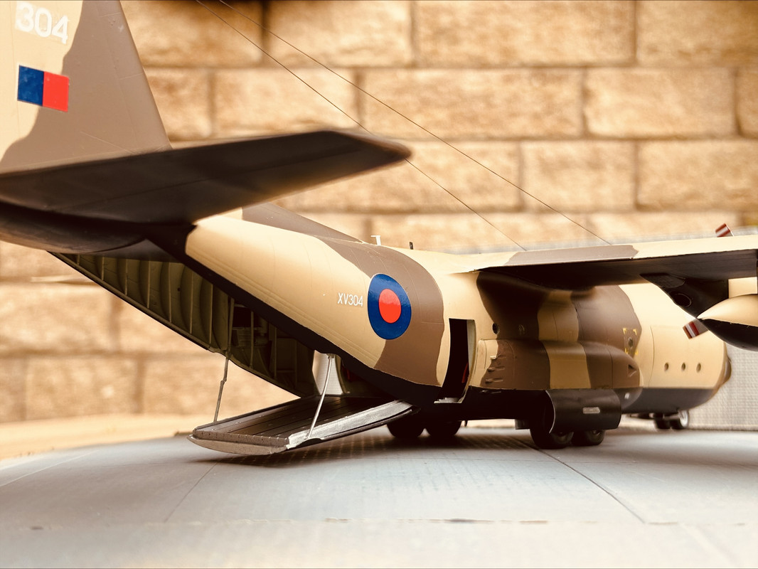 Modellino Aereo Atlas Editions 1:250 Hercules C.Mk 1, RAF Lyneham XV297, Diecast Metallo