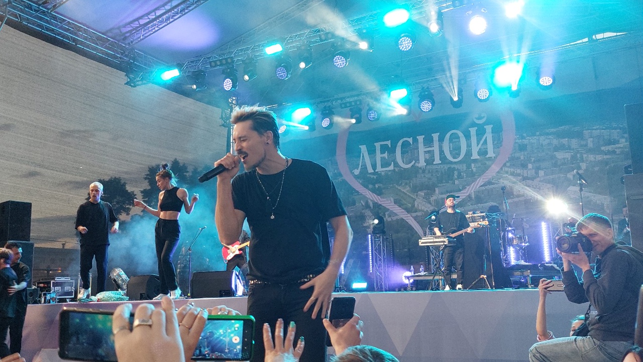 Концерт, посвящённый 75-летию города Лесной и комбината ЭХП (19 июня 2022) (2)