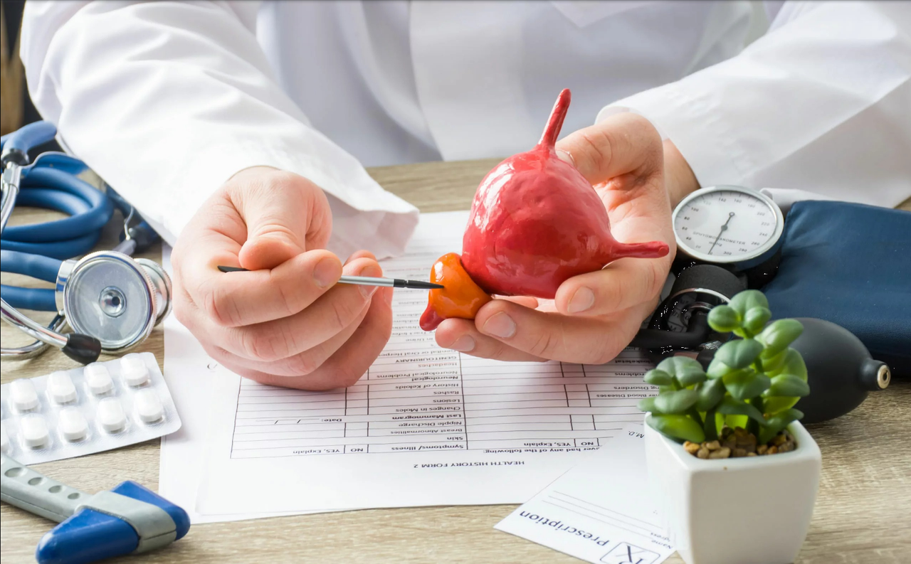 ¿Tienes dolor al orinar o eyacular? Podrías tener cáncer de próstata